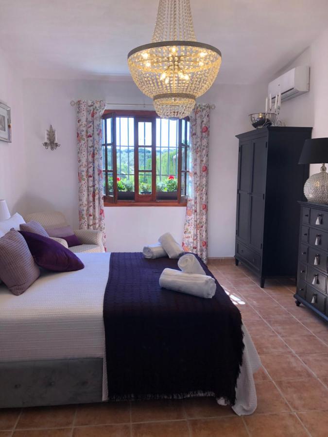 Casa La Alegria 37 Bed & Breakfast Villanueva de Tapia Eksteriør bilde